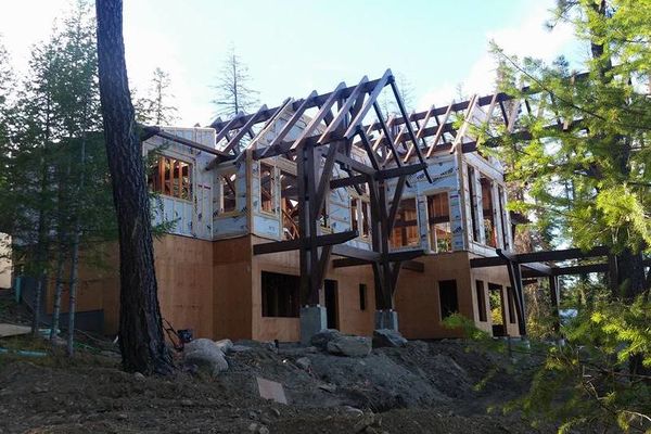 Sandpoint-Idaho-Canadian-Timberframes-Construction-Timber-Raising